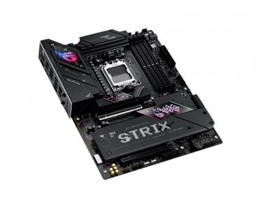 ROG STRIX B850-E GAMING WIFI matična ploča slika